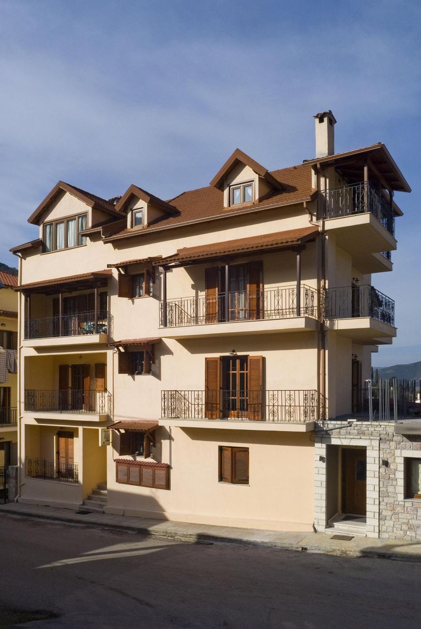 Kalavrita Krinides Apartment And Attics Εξωτερικό φωτογραφία