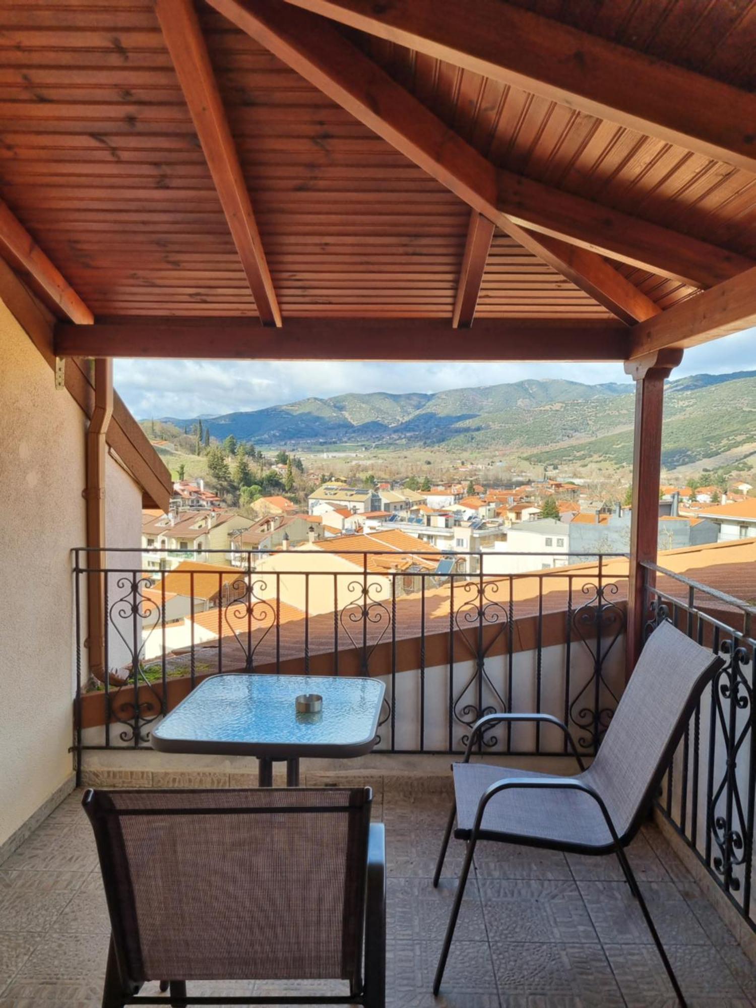 Kalavrita Krinides Apartment And Attics Εξωτερικό φωτογραφία
