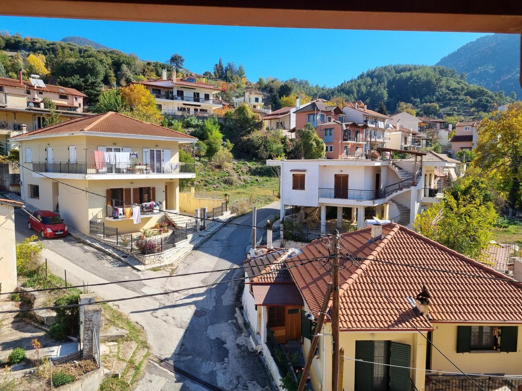 Kalavrita Krinides Apartment And Attics Εξωτερικό φωτογραφία